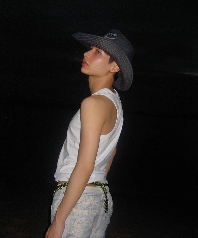 Gun Atthaphan (instagram.com/gun_atthaphan)