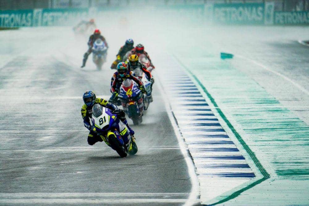 Nasib Pembalap Tuan Rumah di Moto2 Thailand Campur Aduk