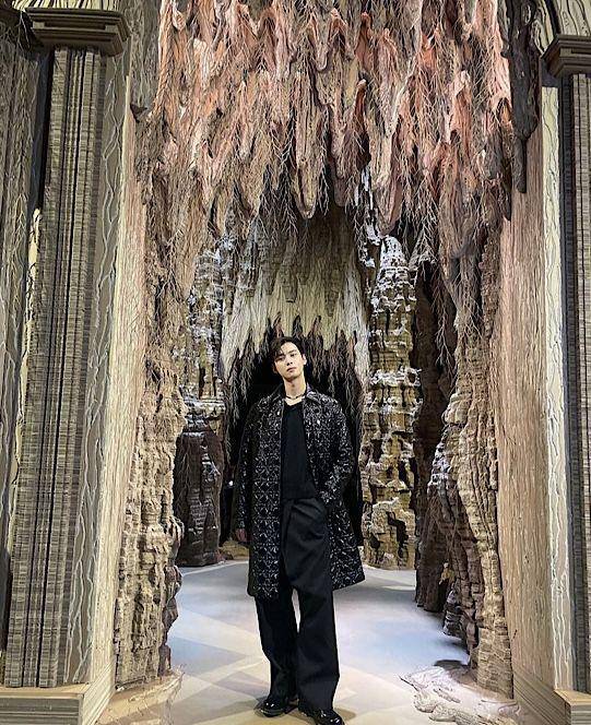 Cha Eun Woo (instagram.com/eunwo.o_c)