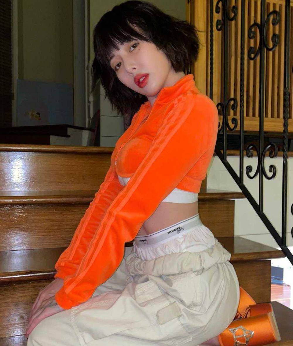 HyunA (instagram.com/hyunah_aa)