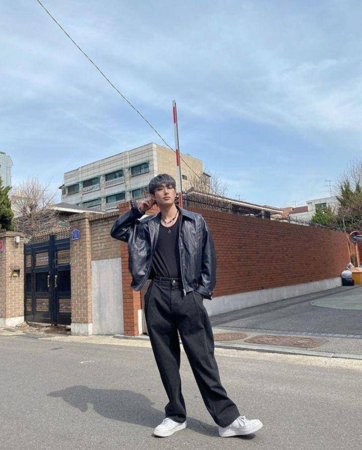 Ootd ala Mingi ATEEZ (instagram.com/mingipricess)