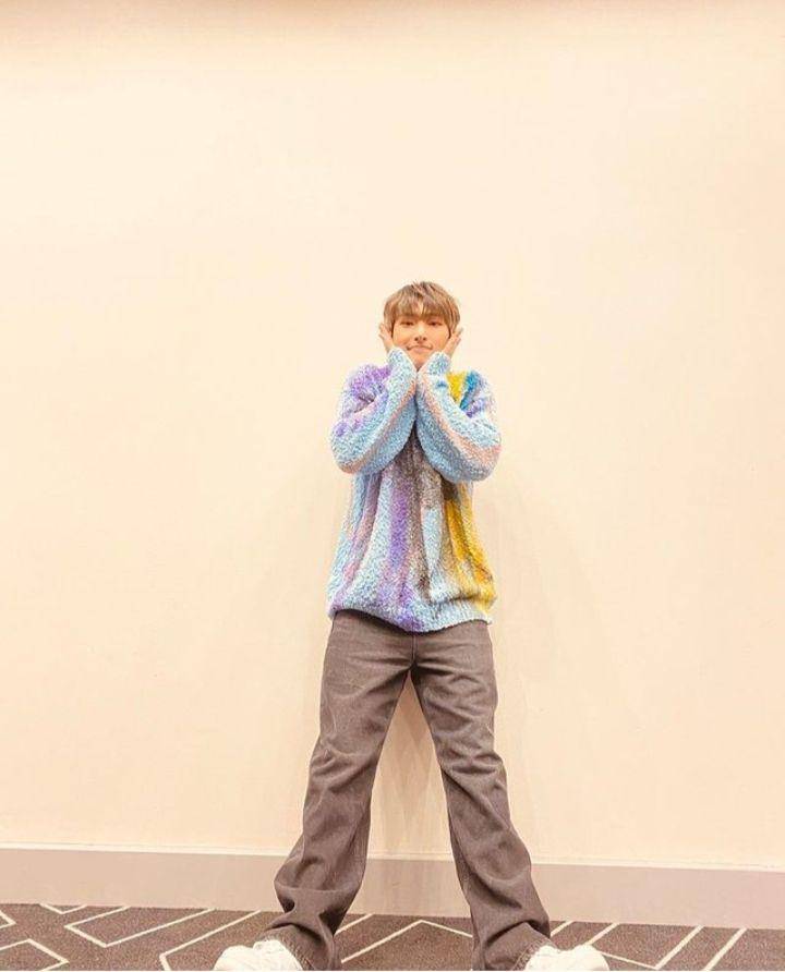 Ootd ala Mingi ATEEZ (instagram.com/mingipricess)