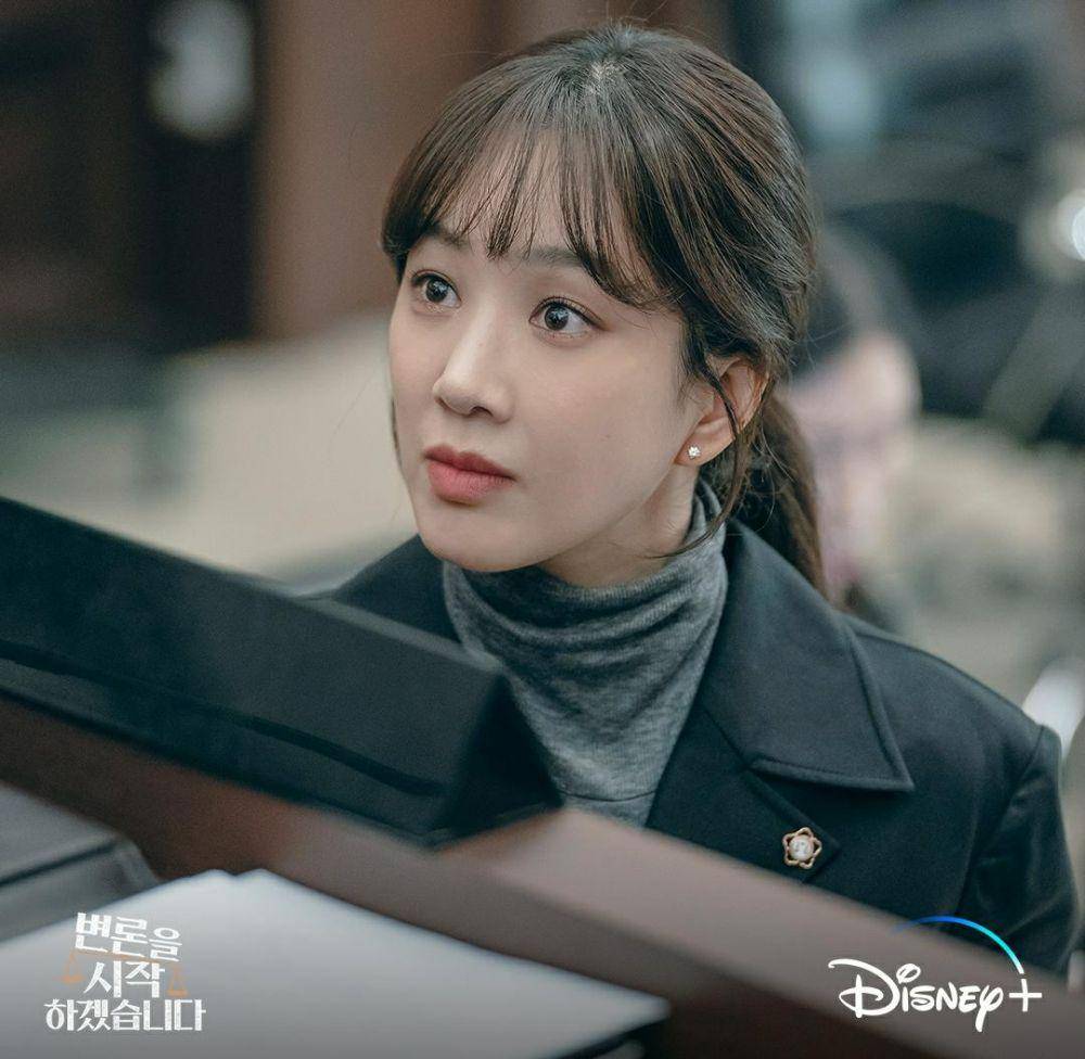 Jung Ryeo Won di drama May It Please the Court (instagram.com/disneypluskr)