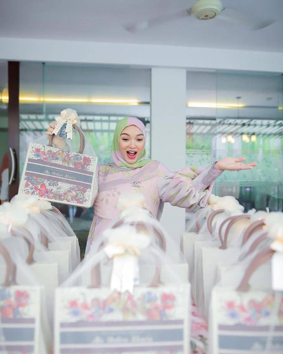 potret Zaskia Gotik (instagram.com/zaskia_gotix)