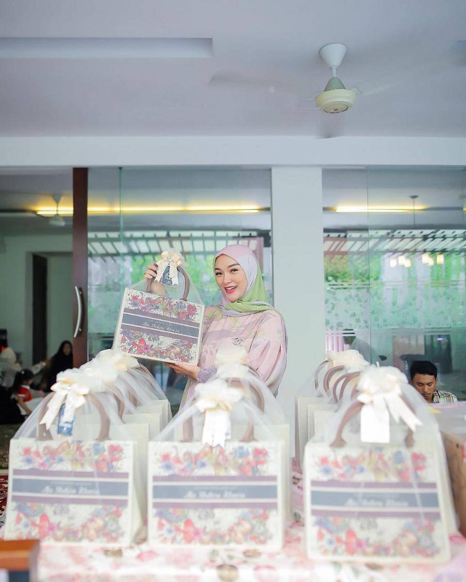 potret Zaskia Gotik (instagram.com/zaskia_gotix)