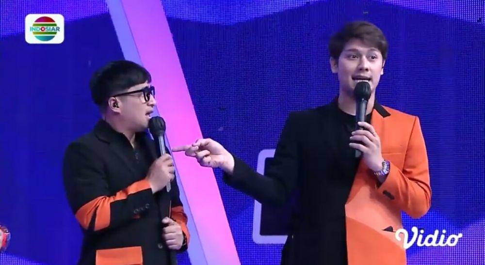 Rizky Billar saat jadi host D'Academy 5 (youtube.com/Indosiar)
