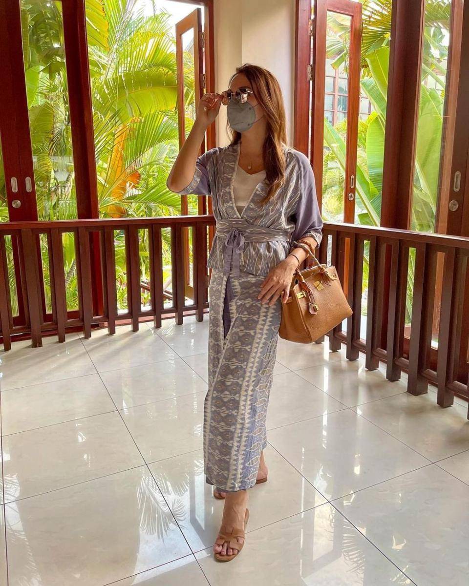 Office look ala Reisa Brotoasmoro (instagram.com/reisabrotoasmoro)