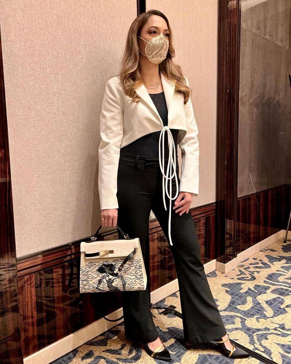 Office look ala Reisa Brotoasmoro (instagram.com/reisabrotoasmoro)
