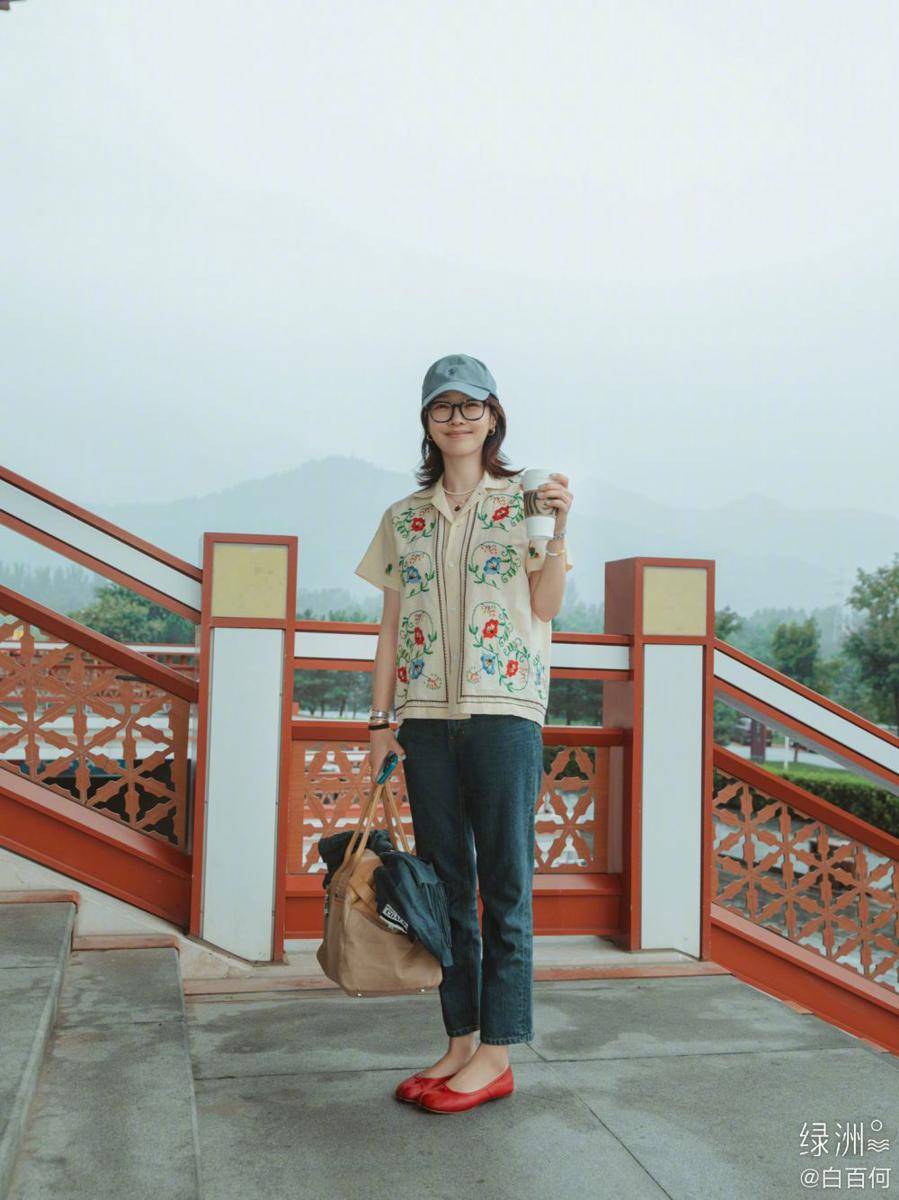 Bai Baihe (weibo.com/ 白百何)