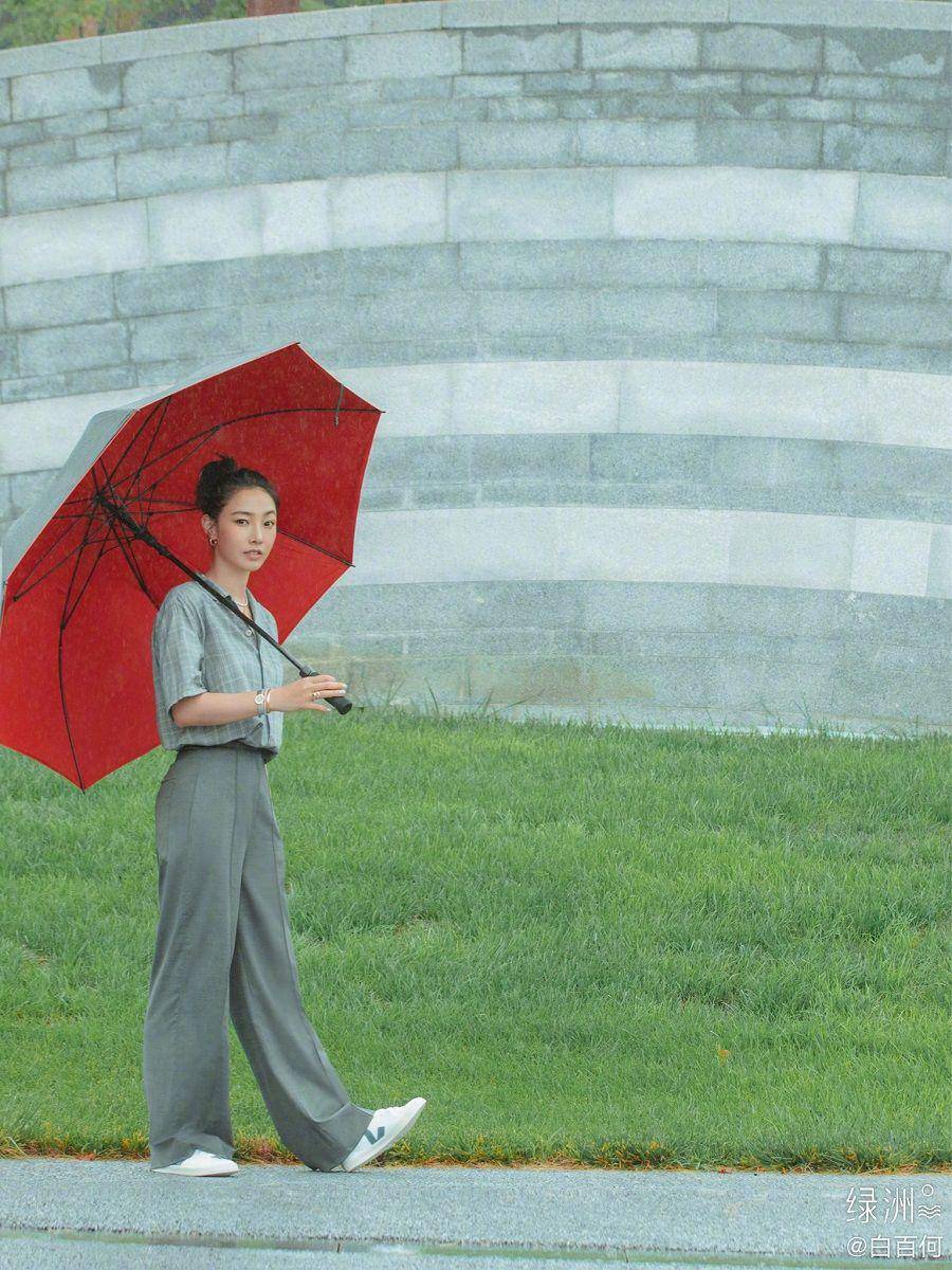 Bai Baihe (weibo.com/ 白百何)