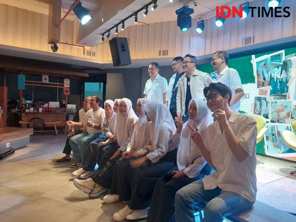 Pemain series Diary Putih Abu-Abu pada Selasa (4/10/2022) (IDN Times/Erfah Nanda)