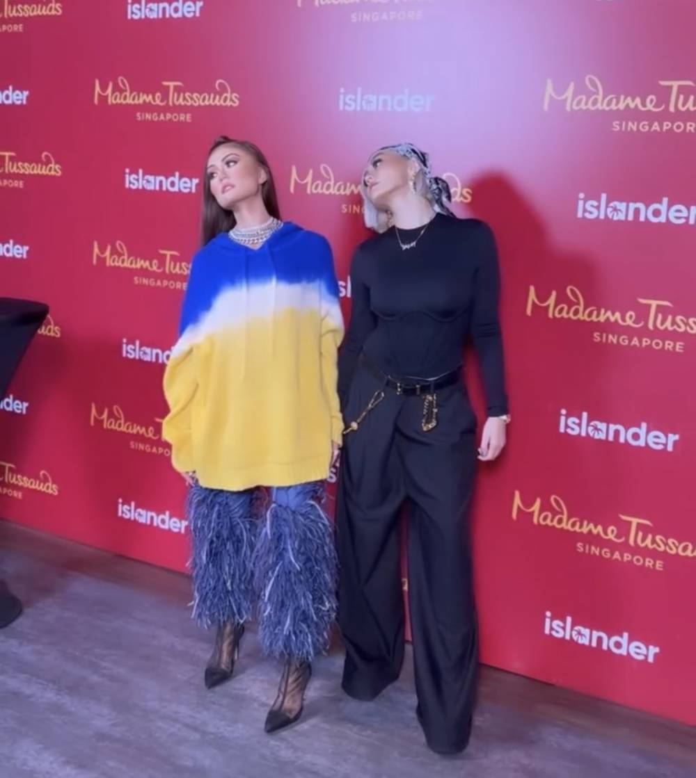 potret Agnez Mo bareng patung lilinnya di Madame Tussauds Singapura (instagram.com/ranggayusuf)