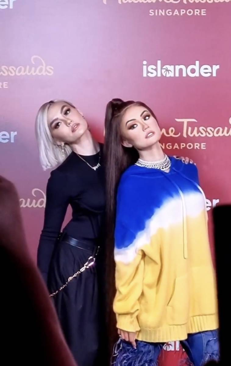 potret Agnez Mo bareng patung lilinnya di Madame Tussauds Singapura (instagram.com/mtssingapore)