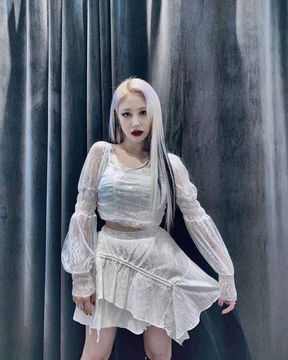 OOTD Jamie Park (instagram.com/jiminxjamie)