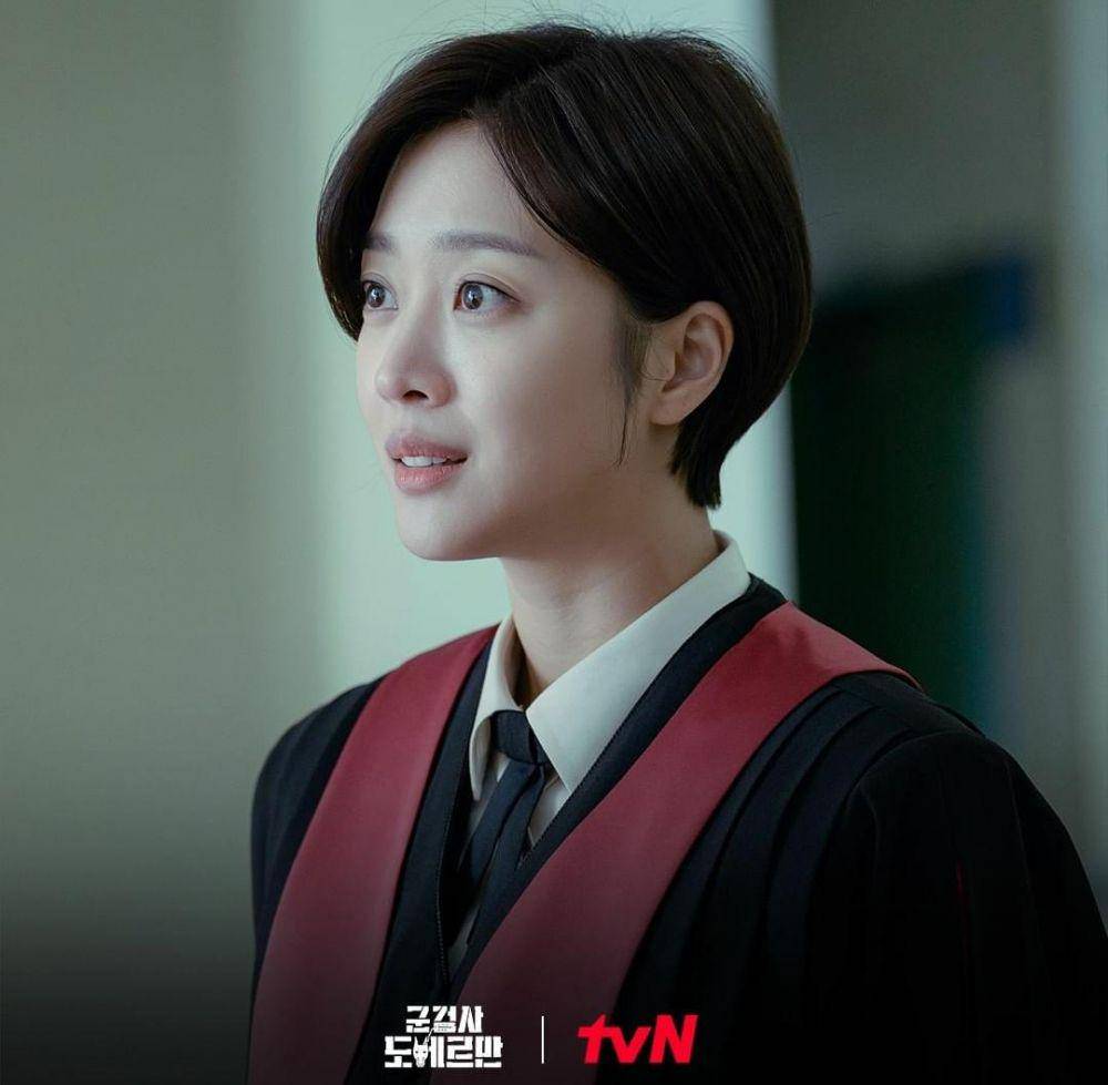 Jo Bo Ah di drama Military Prosecutor Doberman (instagram.com/tvn_drama)