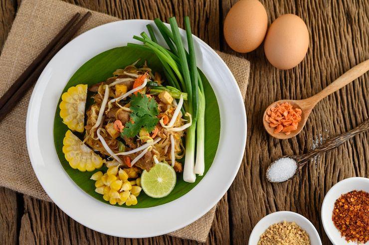 7 Makanan Halal Khas Thailand yang Rasanya Mirip Masakan Indonesia
