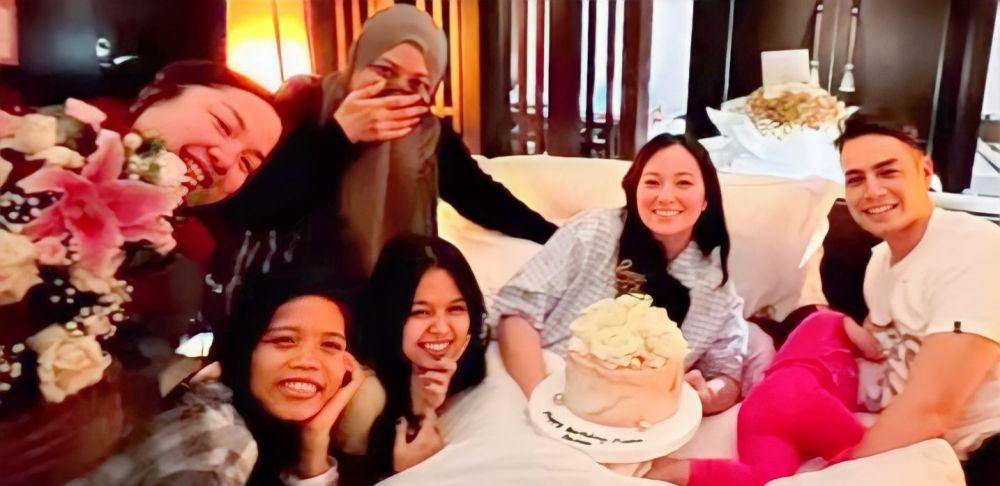 momen ultah Asmirandah ke-33 (instagram.com/asmirandah89)