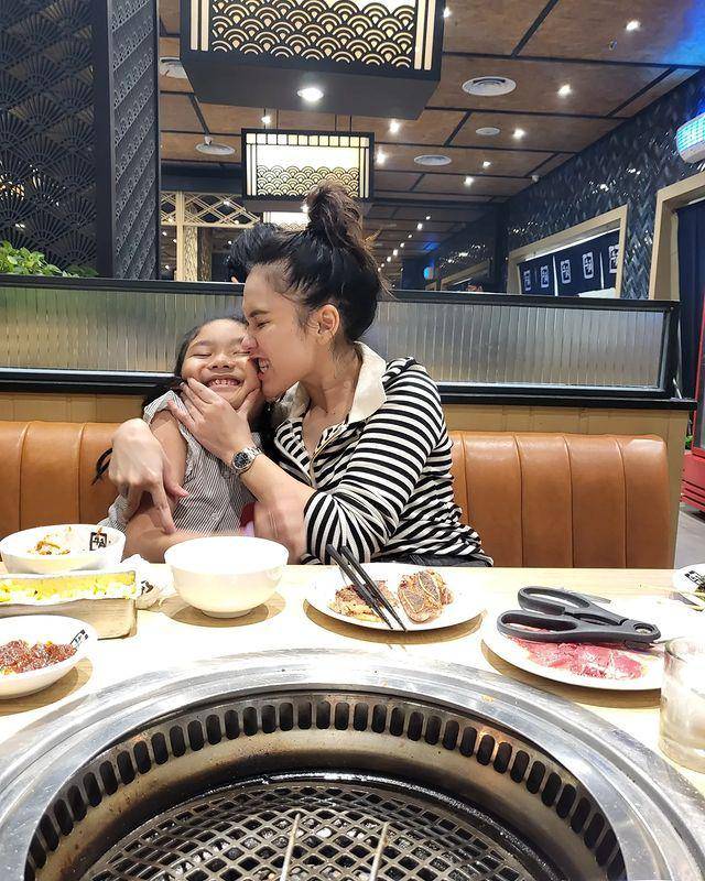 Ayu Ting Ting dan Bilqis (instagram.com/ayutingting92)
