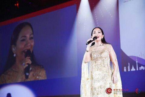 Sheila Majid dalam sebuah penampilan (Instagram.com/missmajid)