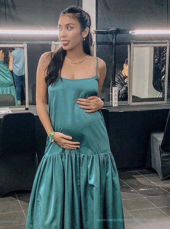 Baby bumb Canti Tachril istri Adipati Dolken (instagram.com/cantitachril)