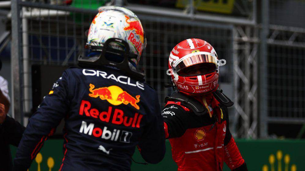 Max Verstappen dan Charles Leclerc (formula1.com)