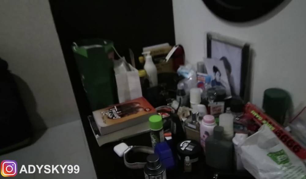 potret kamar apartemen Rizky Billar (youtube.com/AdySky99)