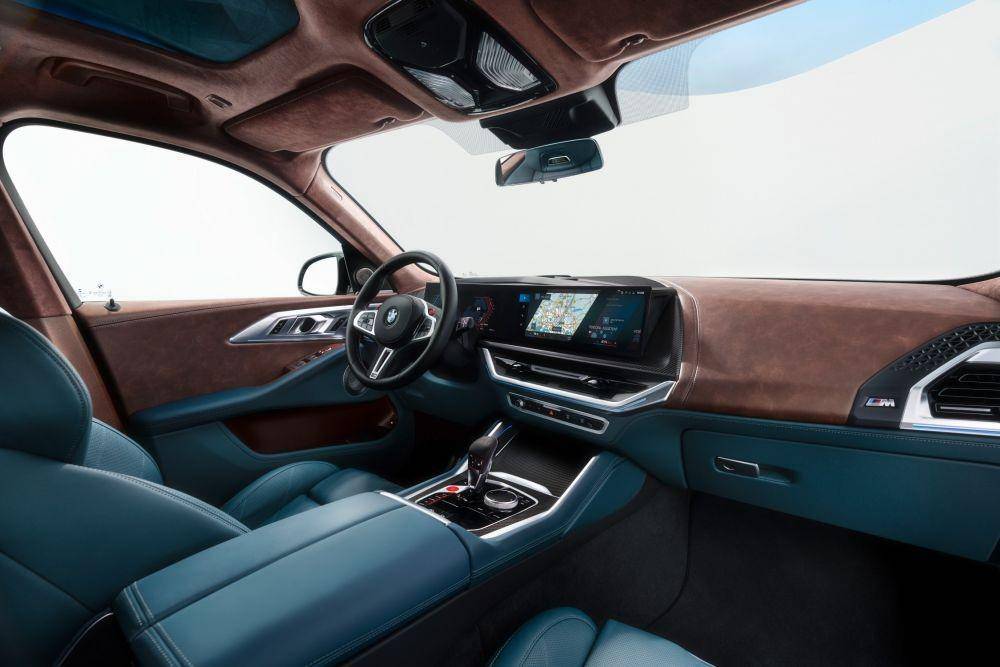 Desain interior BMW XM, sporty dan mewah! (BMW)