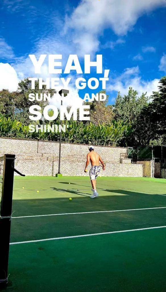 Donghae Super Junior di Bali (instagram.com/leedonghae)