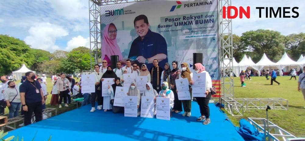 Ribuan warga Balikpapan antusias sambut bazar UMKM Binaan BUMN, Jumat (7/10/2022). (IDN Times/Hilmansyah)