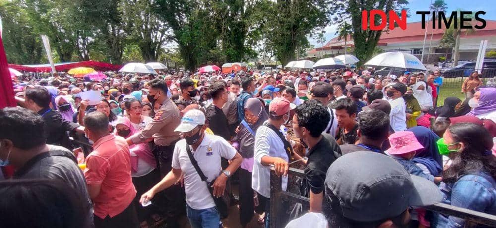 Ribuan Warga Balikpapan Antusias Sambut Bazar UMKM Binaan BUMN