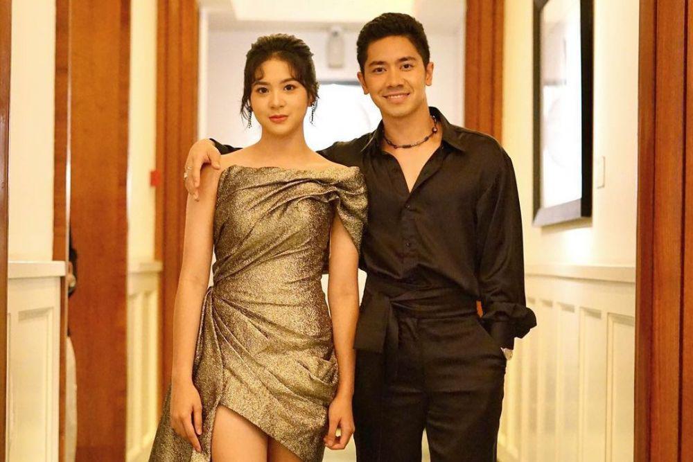 10 Potret Hits Zee JKT48 dan Emir Mahira di Premier Kalian Pantas Mati