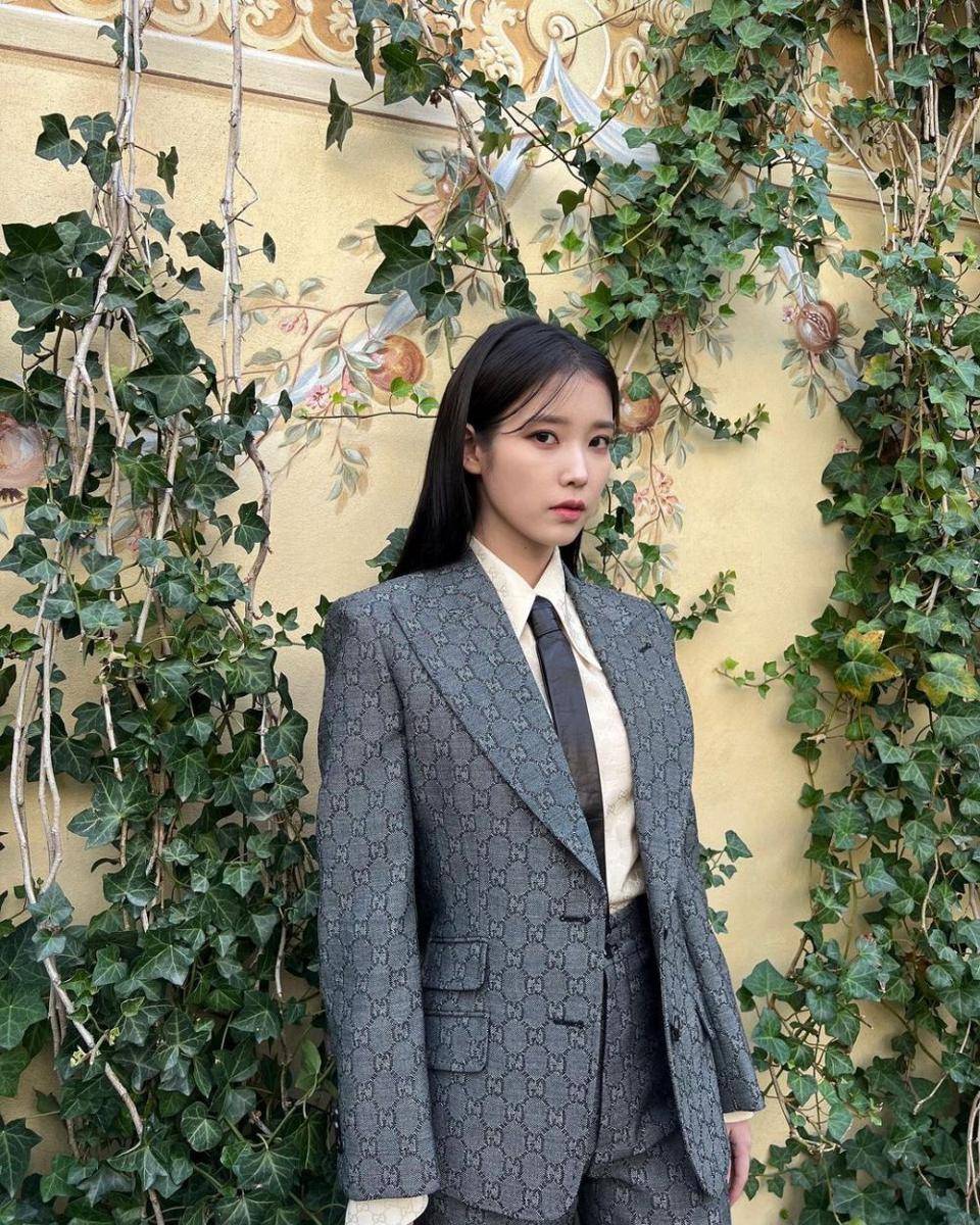 IU (instagram.com/dlwlrma)