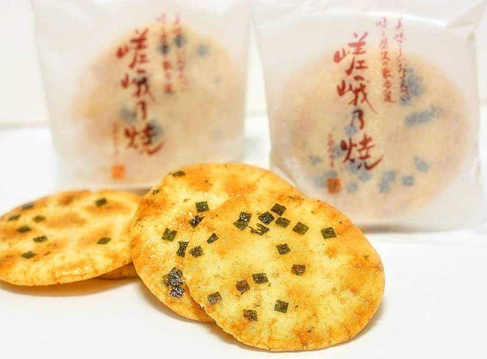 senbei (instagram.com/tatikoma1984)