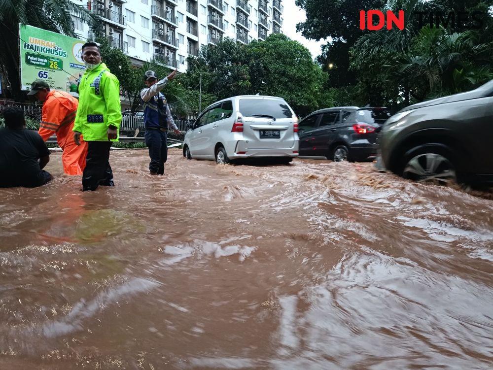 Hujan Lebat Guyur Jakarta, Cilandak Timur dan Lebak Bulus Tergenang