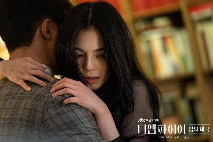 Joo Se Bin dan Ahn Jae Wook di drama The Empire (dok. JTBC/The Empire)