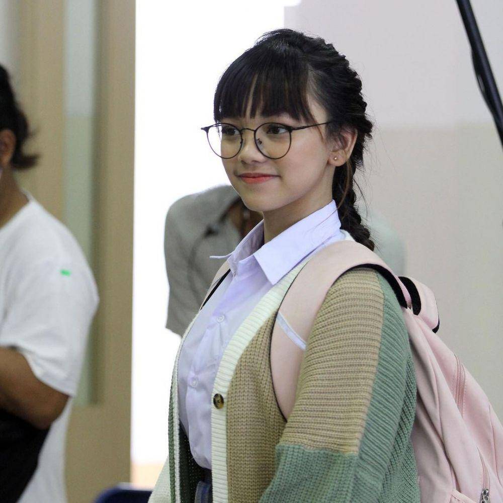 Naura Ayu di series Wattpad My Nerd Girl (instagram.com/mynerdgirl_series)