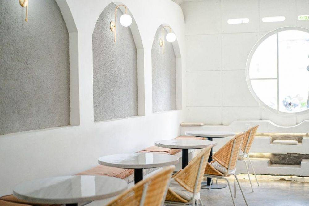 indoor Piene Coffee (instagram.com/pienecoffee)