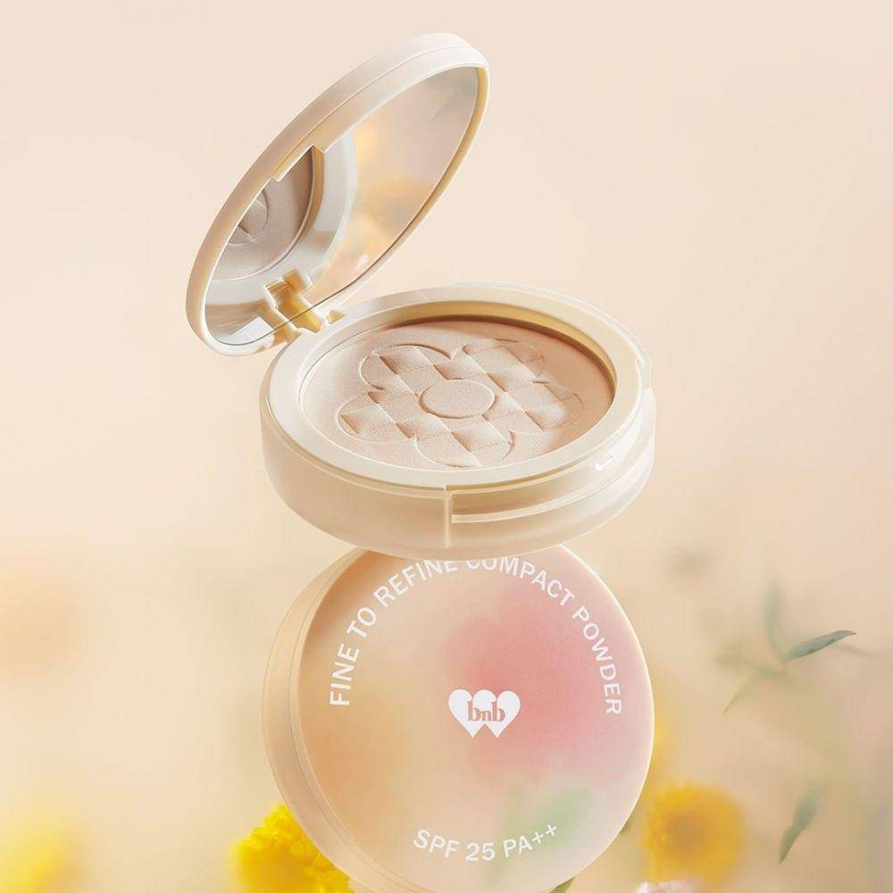 BNB Barenbliss Bloomatte Fine to Refine Compact Powder (instagram.com/barenbliss_id)