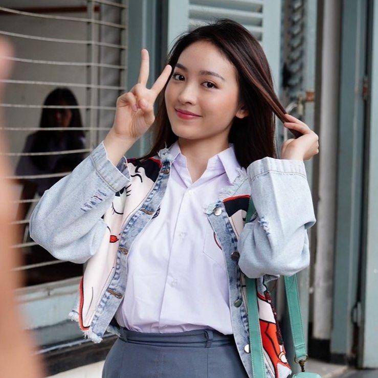 Natasha Wilona sebagai Keysa di series Wattpad Cool Boy vs Cool Girl (instagram.com/natashawilona12)
