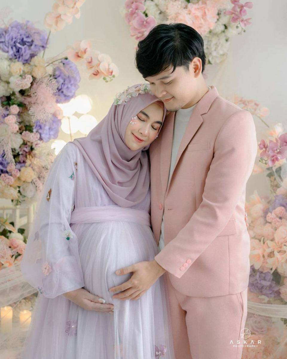 pemotretan maternity Anisa Rahma (instagram.com/anisarahma_12)