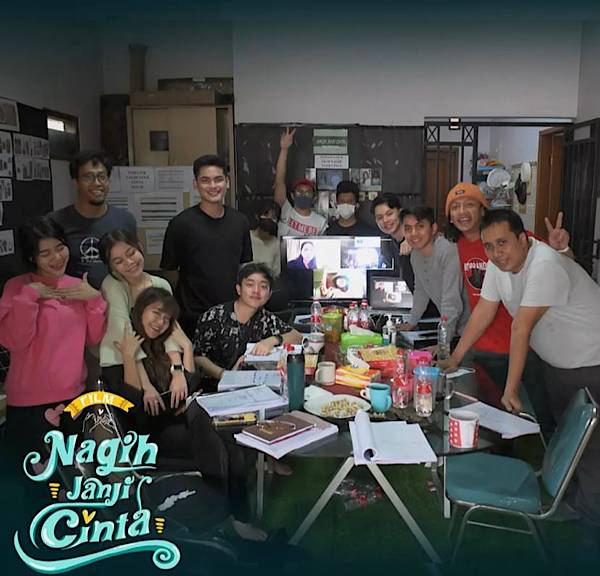 para pemain dan kru film di balik layar film Nagih Janji Cinta (instagram.com/nagihjanjicinta)