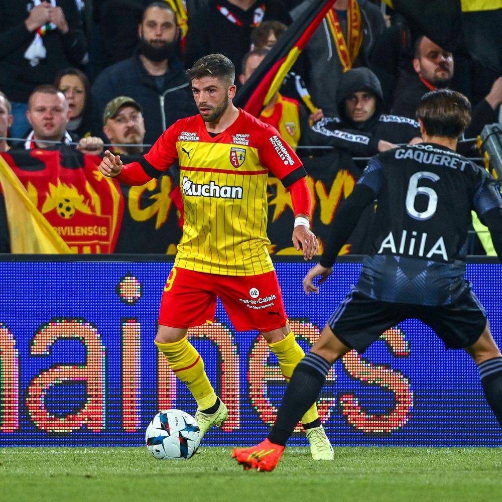 Jimmy Cabot ketika memperkuat RC Lens di Ligue 1. (instagram.com/jim_cabot)