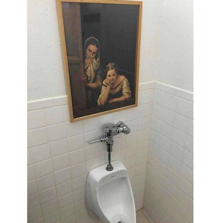 lukisan artistik lucu (instagram.com/c.r.a.p.design)
