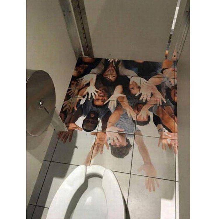 desain kamar mandi seram, tapi lucu (instagram.com/c.r.a.p.design)