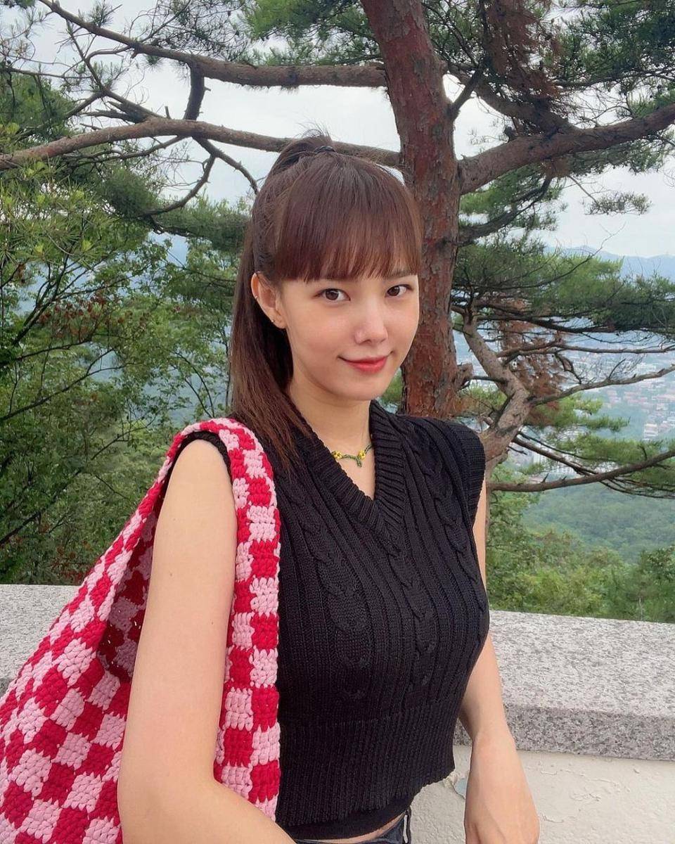Kim Eunjung (instagram.com/eunjung1128)