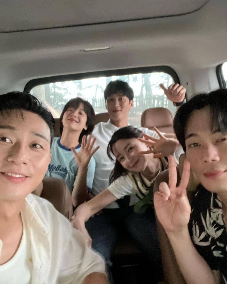Para pemain drama Itaewon Class (instagram.com/hv_nara)