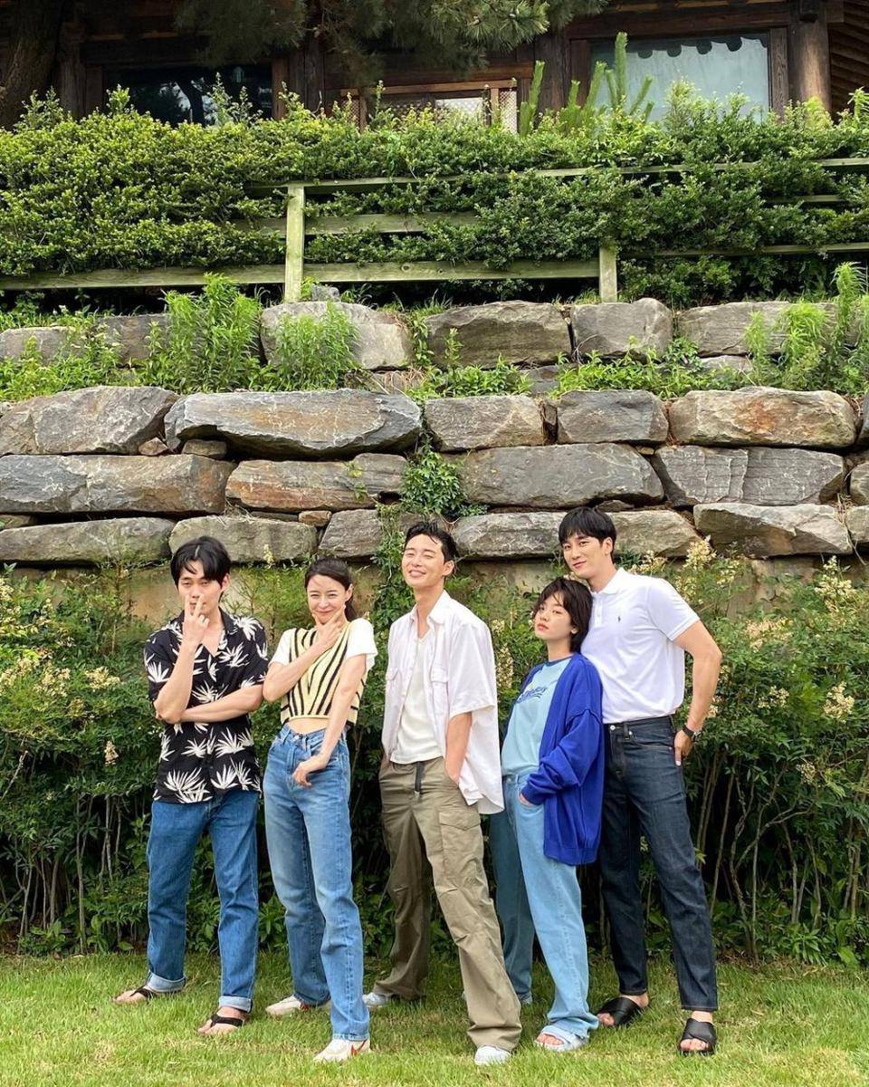 Para pemain drama Itaewon Class (instagram.com/hv_nara)