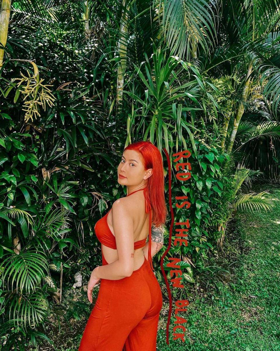 Potret Awkarin (Instagram.com/narinkovilda)