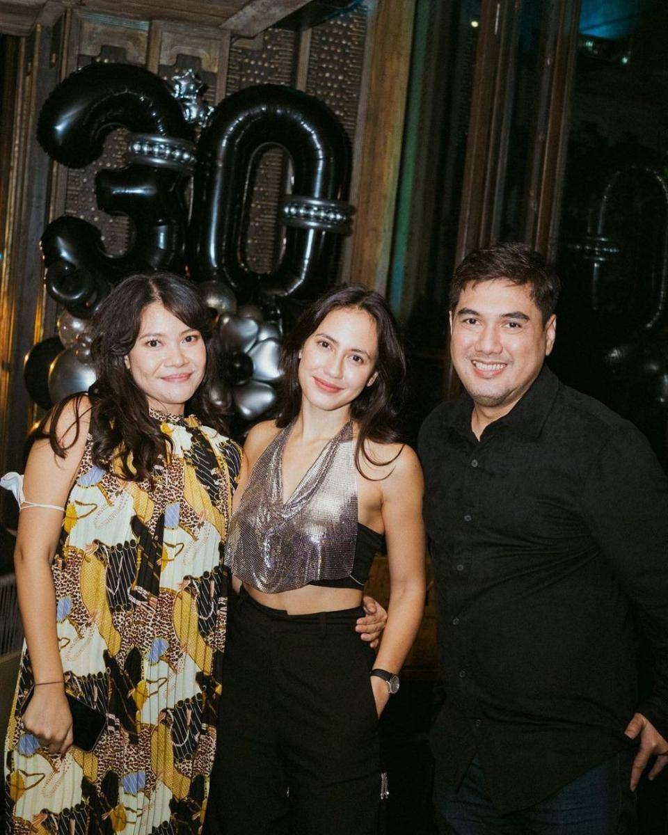 potret ultah ke-30 Pevita Pearce (instagram.com/pevpearce)