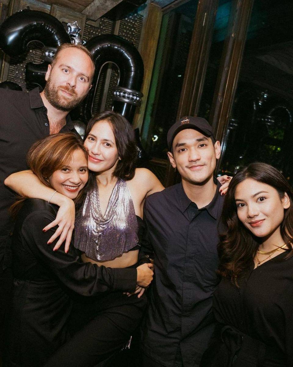 potret ultah ke-30 Pevita Pearce (instagram.com/pevpearce)
